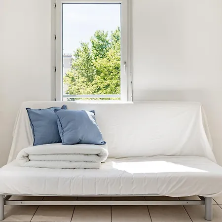 Kao Flat Lyon